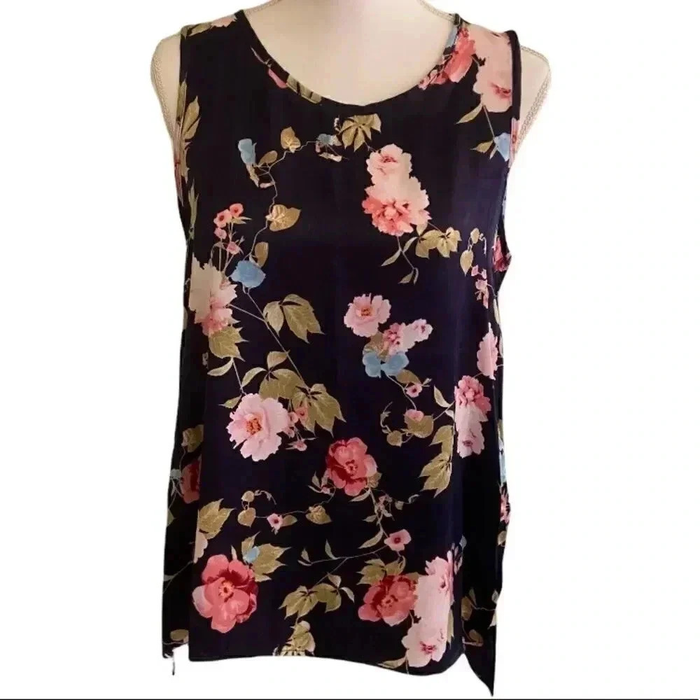 Chris & Carol navy blue floral tank top